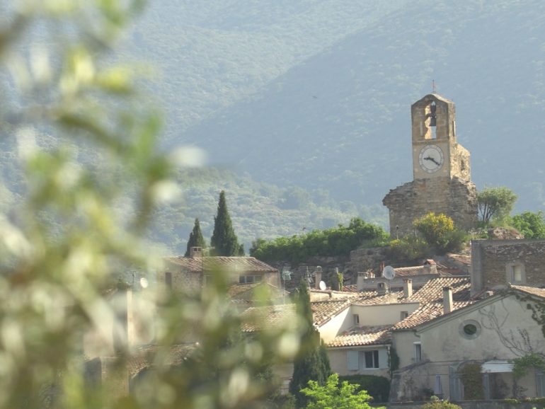 20 juin 21 – M6 66 minutes Grand Format ” Luberon et Alpilles : les pépites provençales ” à 18h40